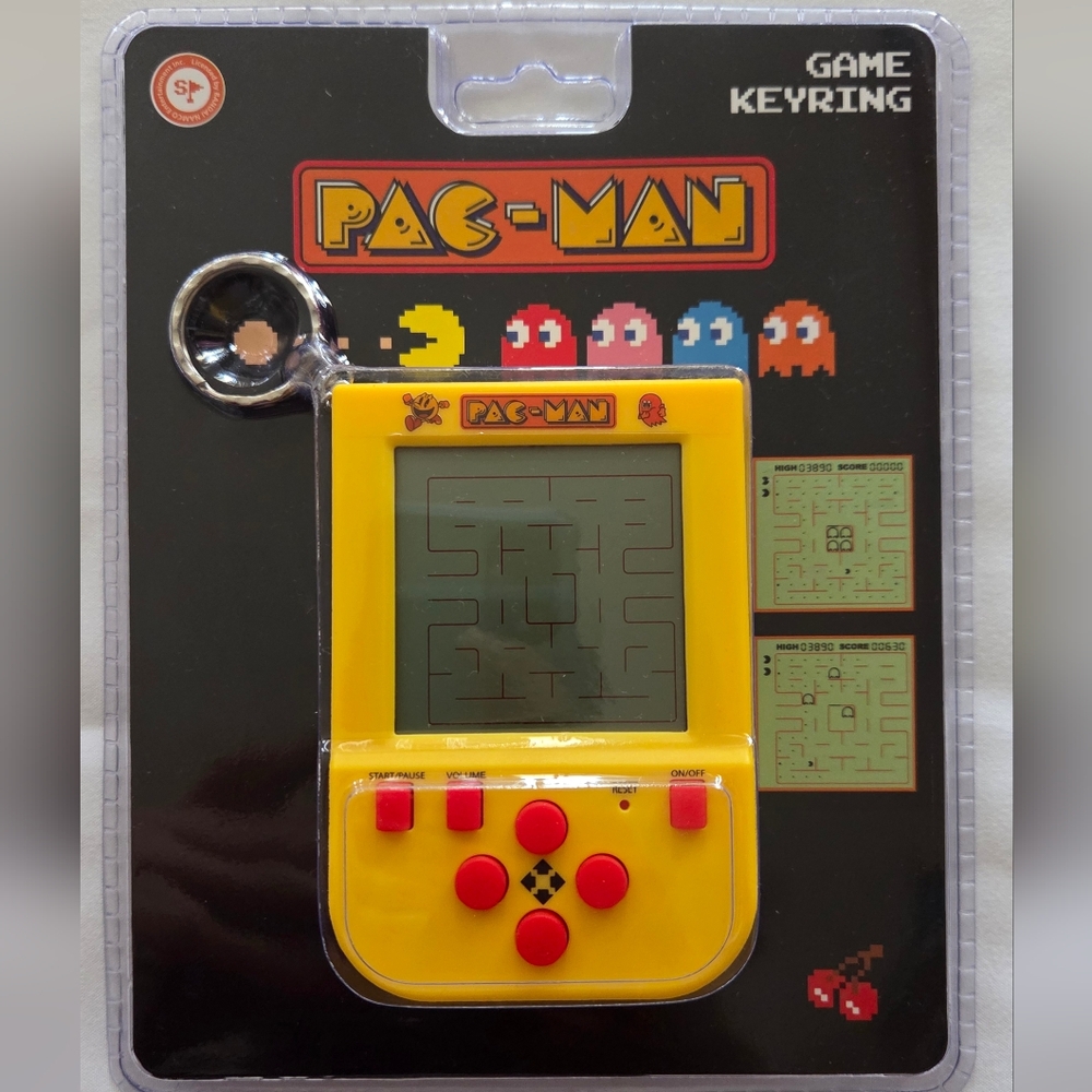 The PAC-MAN Keyring Arcade Game